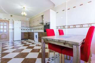 Апартаменты Cozy one-bedroom apartment on the left bank Киев Стандартные апартаменты-14